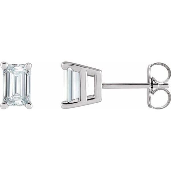 14K White 9x7 mm Emerald 4-Prong Earring Mounting
