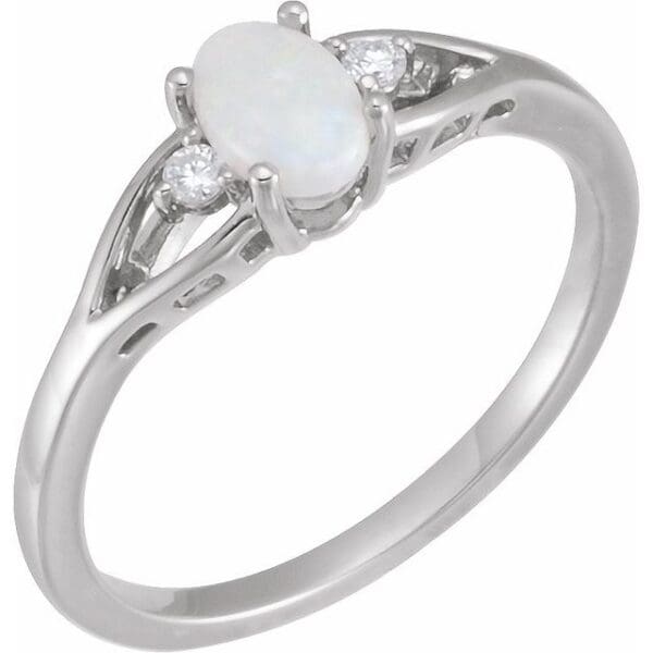 14K White 6x4 mm Oval Accented Ring Mounting