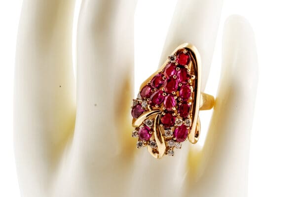 18k Yellow-Gold Ruby and Diamond Ring S6.75 - Image 3