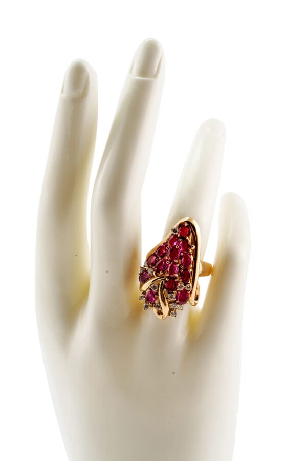 18k Yellow-Gold Ruby and Diamond Ring S6.75 - Image 4