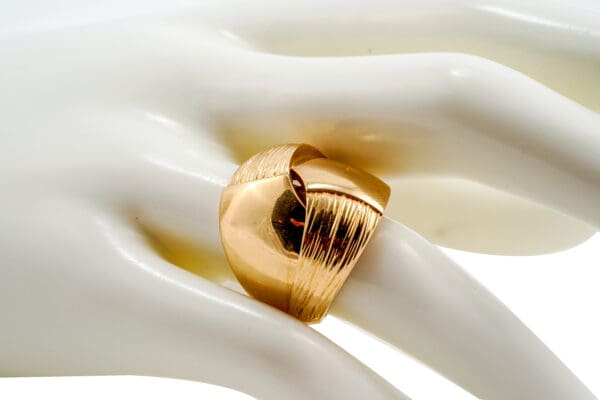18k Yellow-Gold Overlap Dome Ring S6.75 - Image 5