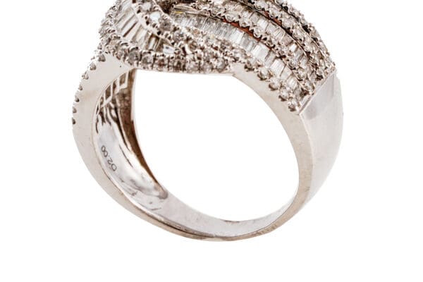 18K White-Gold 2ct Diamond Ring S7 - Image 2