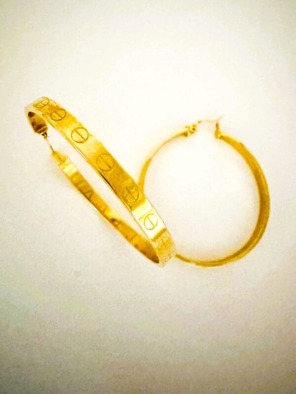 18k Yellow-Gold Love Earrings - Image 3