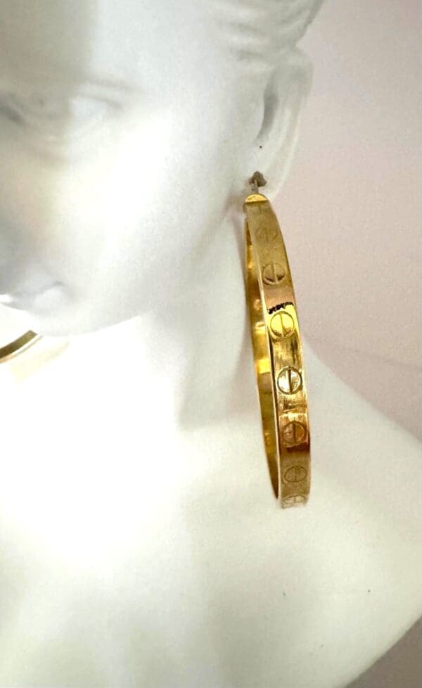 18k Yellow-Gold Love Earrings - Image 5