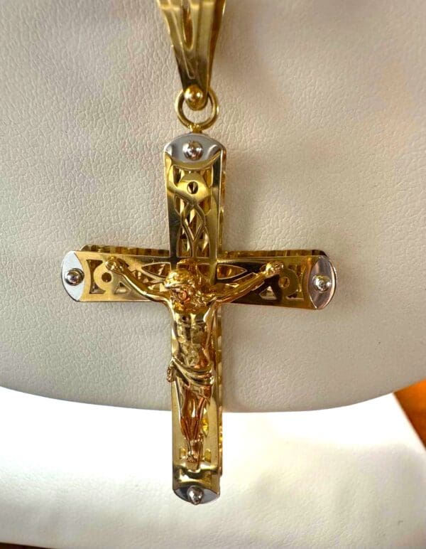 18k Two-Tone Gold Cross Necklace - Image 12