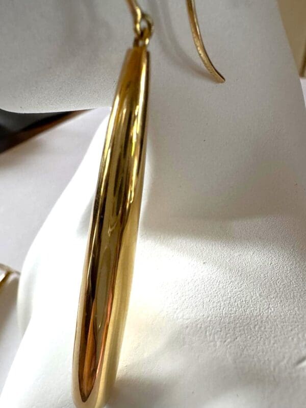18k Yellow-Gold Long Tapered Earrings - Image 5