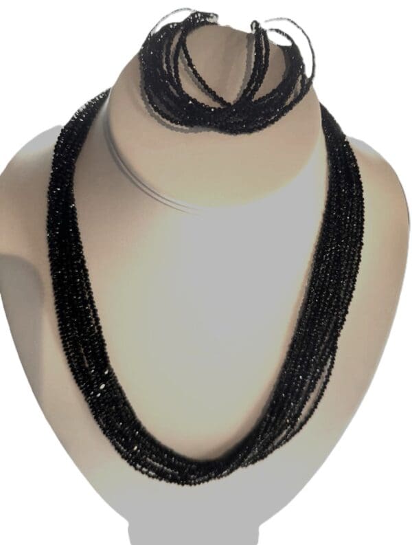Black Spinel Necklace & Bracelet Set - Image 4