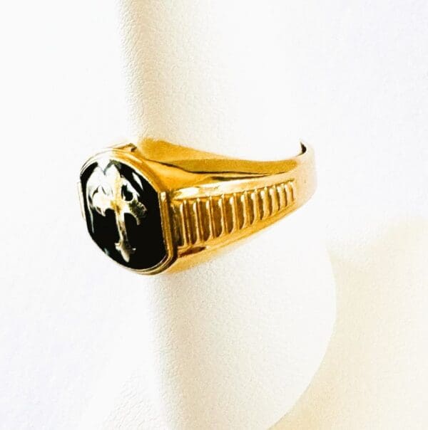 18k Yellow Gold Cross Ring S9 - Image 3