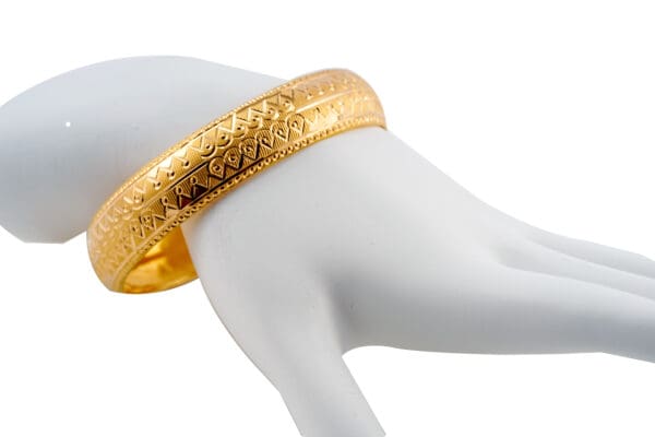 21k Yellow-Gold Bangle - Image 3