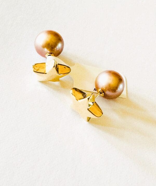 18k Gold Star and Authentic Pearl Earrings - Image 5