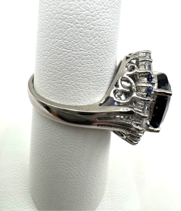 925 Sterling Silver Natural White & Blue Sapphire Ring - Image 5