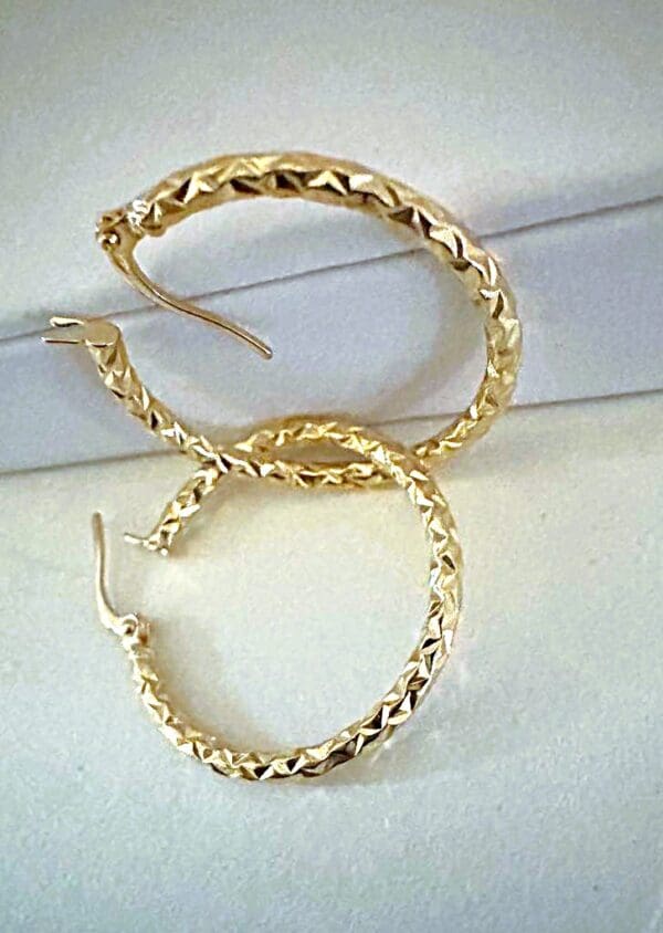 18k Yellow- Gold Hoop Earrings - Image 3