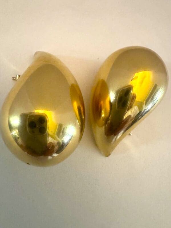 18k Yellow-Gold Huge Teardrop Earrings - Image 9