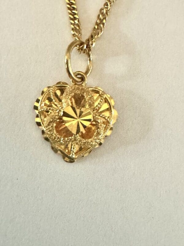 21k Yellow-Gold Heart Necklace - Image 2