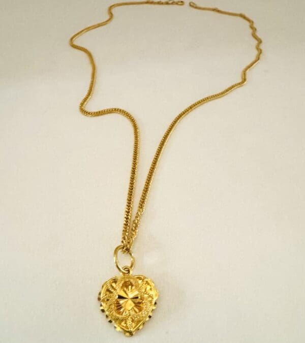 21k Yellow-Gold Heart Necklace