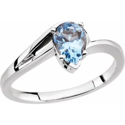 14K White Natural  Aquamarine Ring